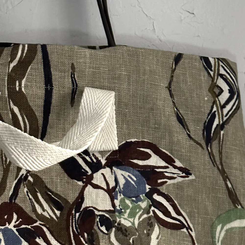 2381 Delhi Bag