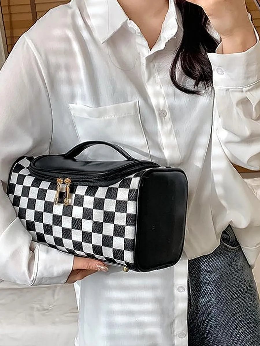 Large Capacity Checkboard Plaid Cosmetic Bag for Women Travel Makeup Organizer Waterproof Toiletry Bag (Black)