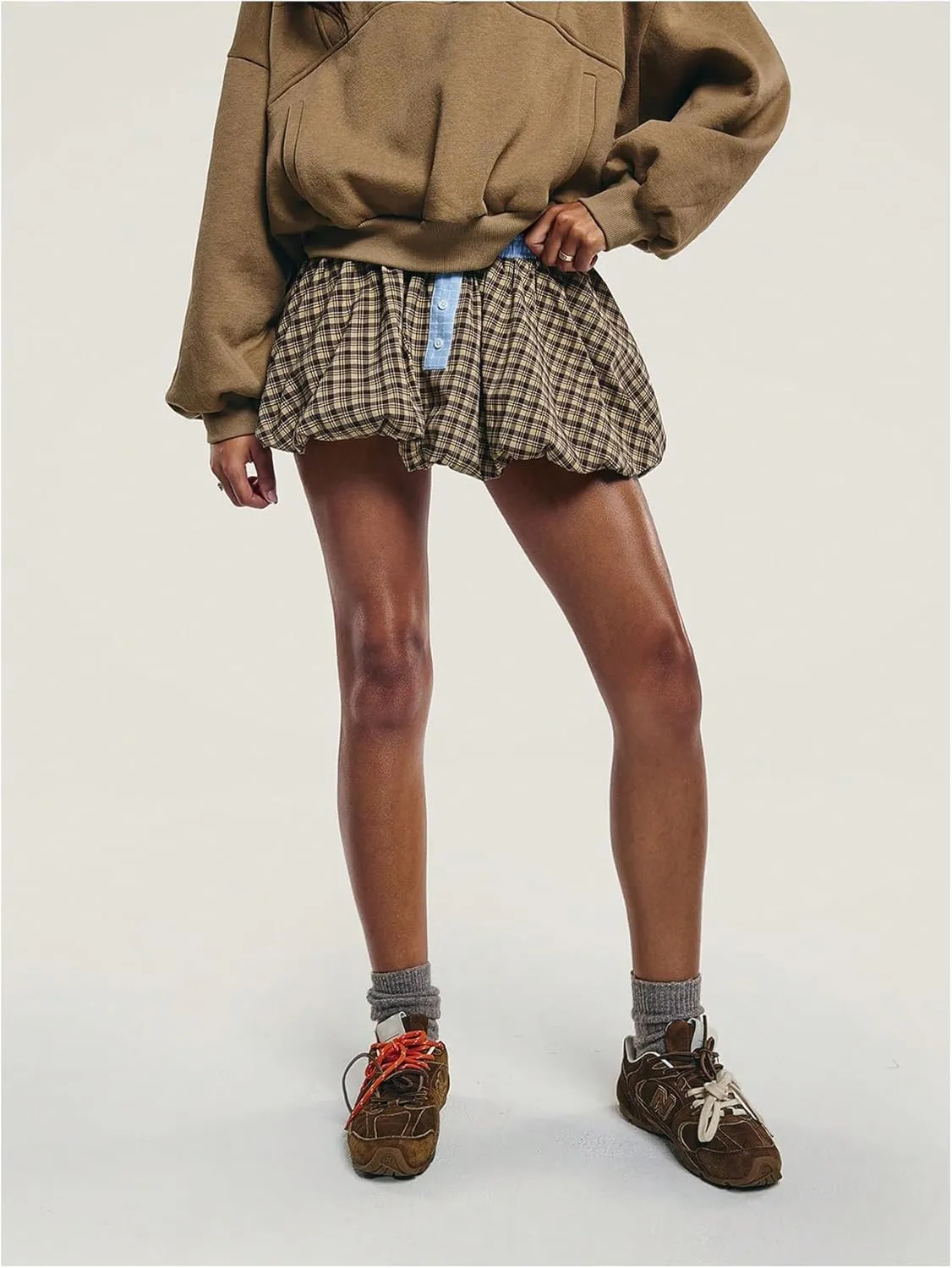 MakeMeChic Women's Plaid Bubble Skirts Elastic Waist Pleated A Line Y2K Mini Skirt Skorts