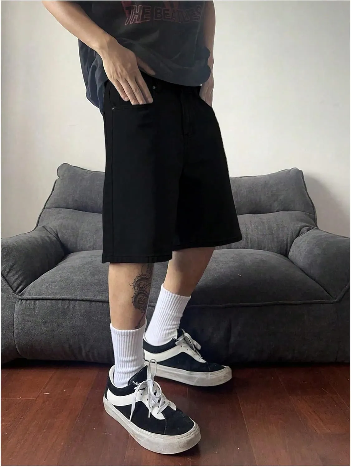 SweatyRocks Men's Straight Leg Denim Shorts Street Loose Bermuda Shorts with Pockets