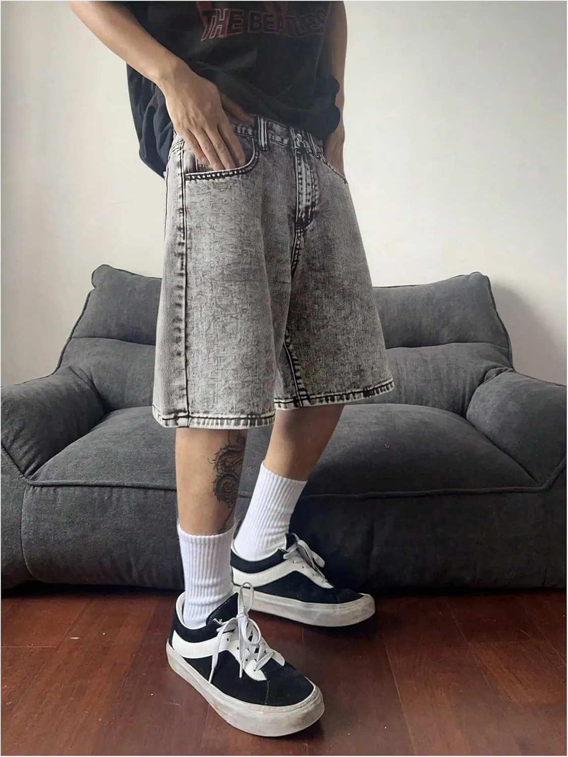SweatyRocks Men's Straight Leg Denim Shorts Street Loose Bermuda Shorts with Pockets