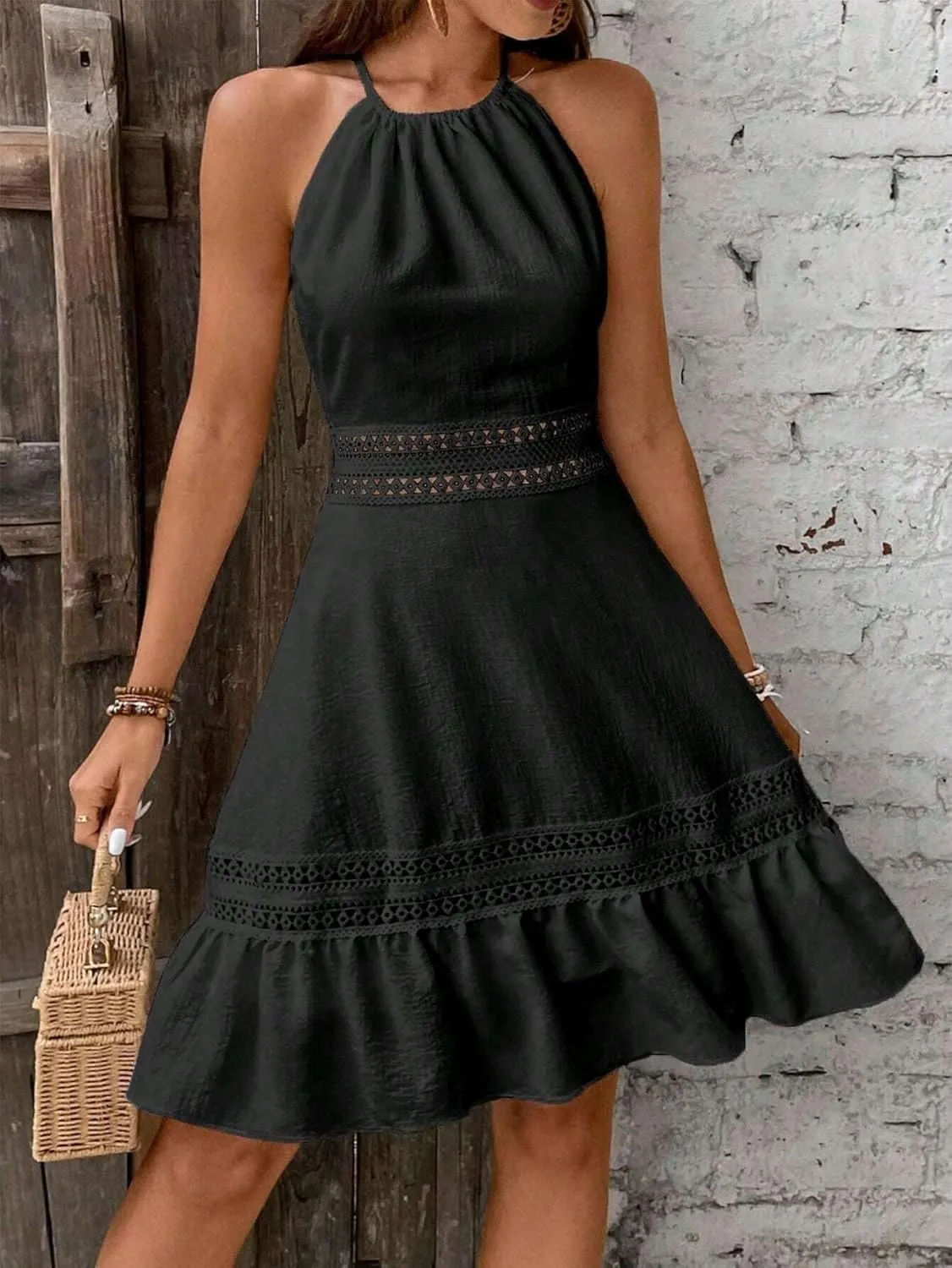 Women's Solid Color Lace Splicing Backless Halter Neck Dress Vacation Beach Outfits Fashion Short Dresses Women